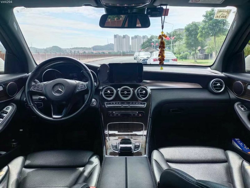 东莞18年奔驰GLC4