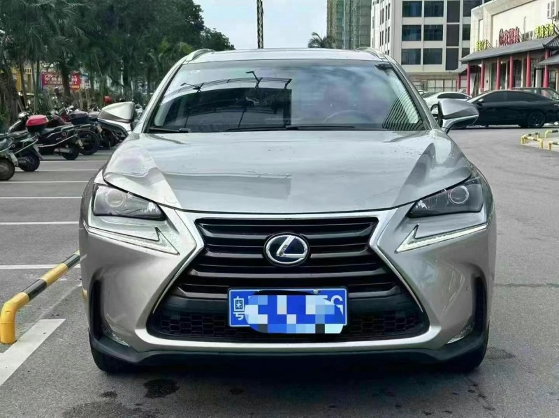 广州16年雷克萨斯NX1