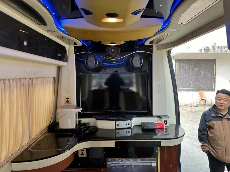 徐州15年奔驰斯宾特7