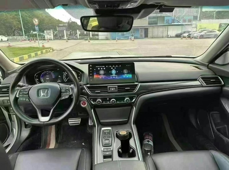 广州22年本田雅阁3