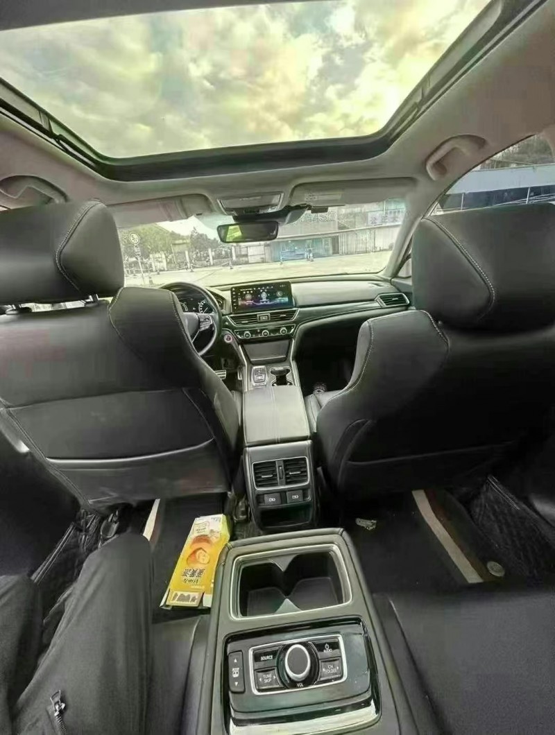 广州22年本田雅阁6