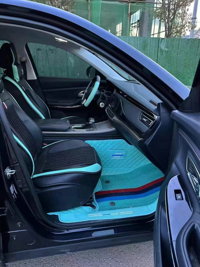 貴陽20年長安汽車歐尚5