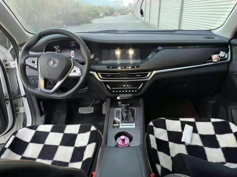 廣州21年長安汽車CS353