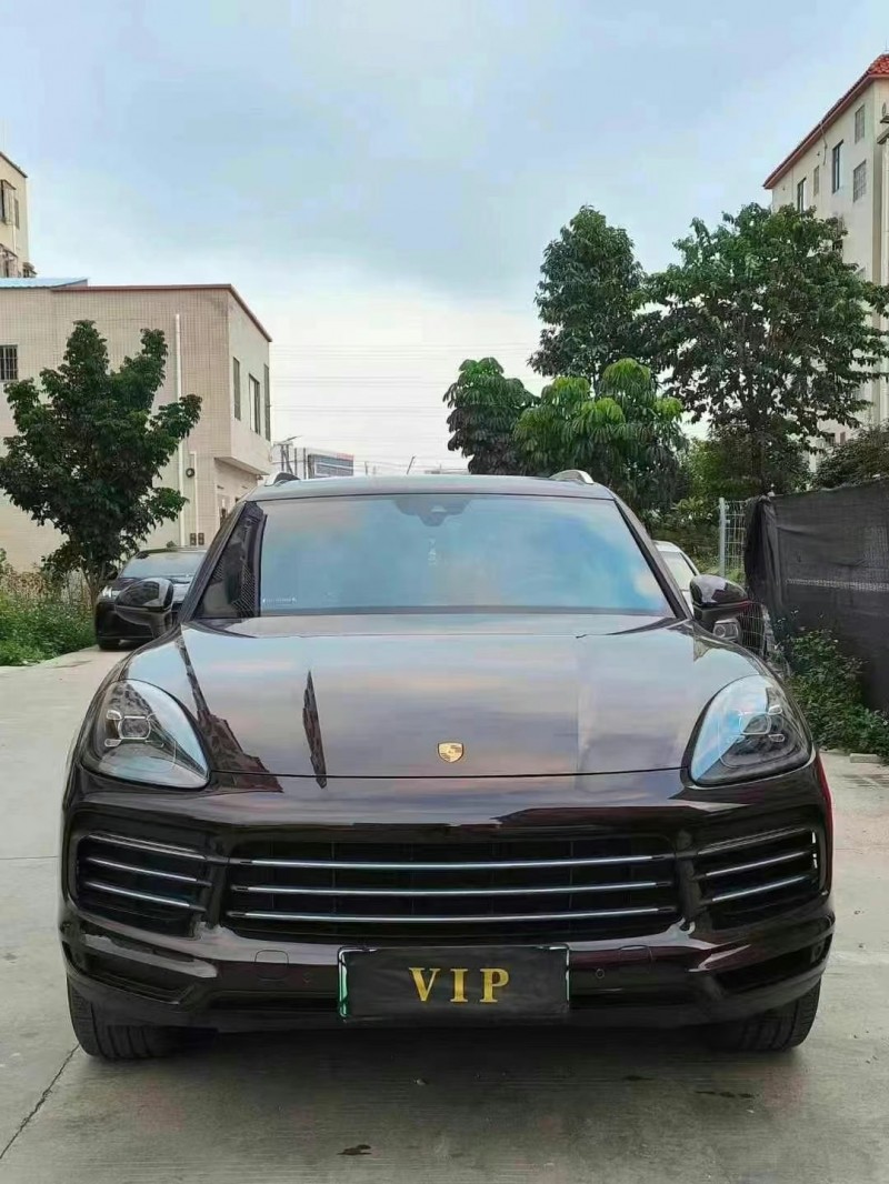 广州20年保时捷卡宴1