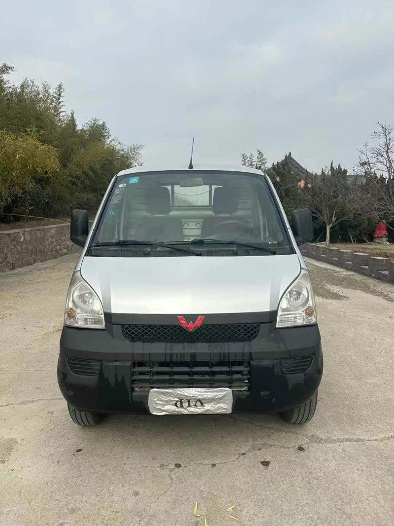 青島19年五菱汽車新卡1