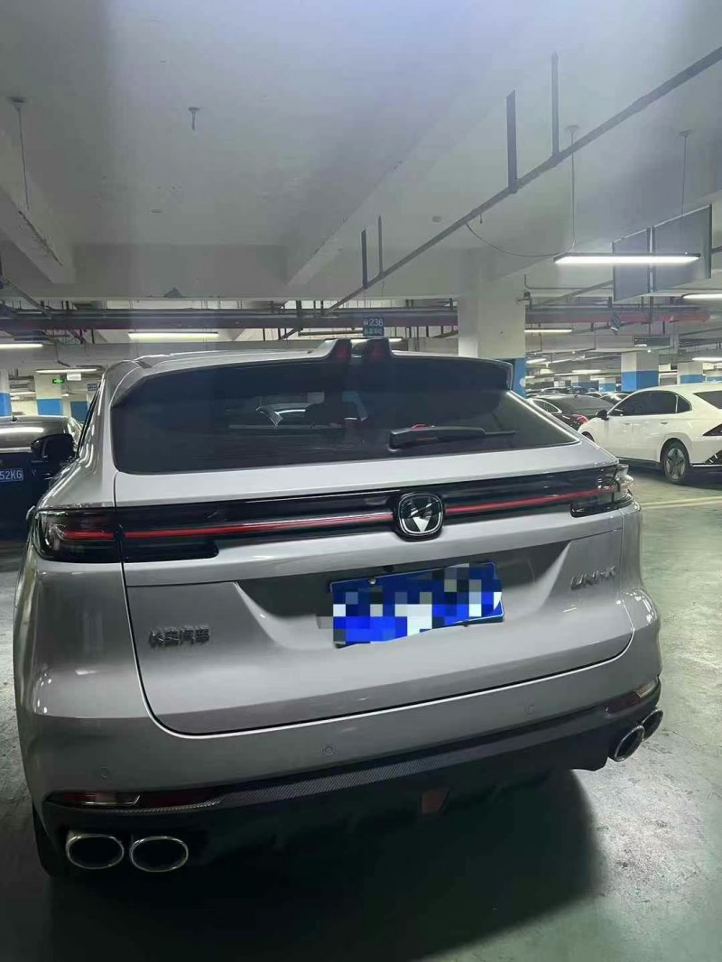 成都24年長安汽車UNI2