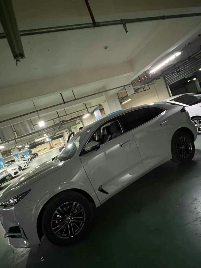 成都24年長安汽車UNI3