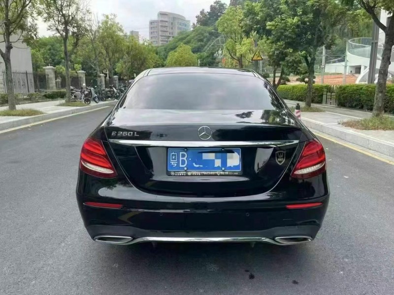 广州20年奔驰E9