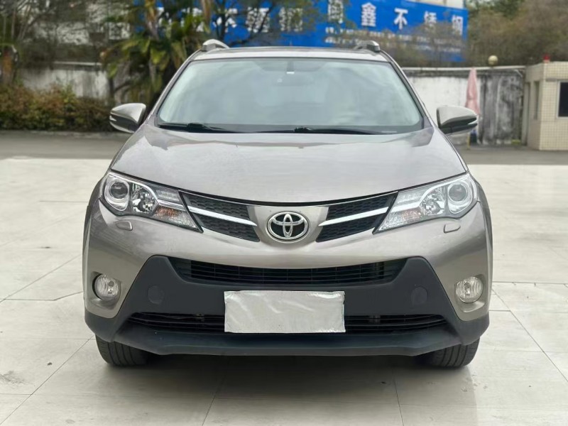 广州14年丰田RAV41