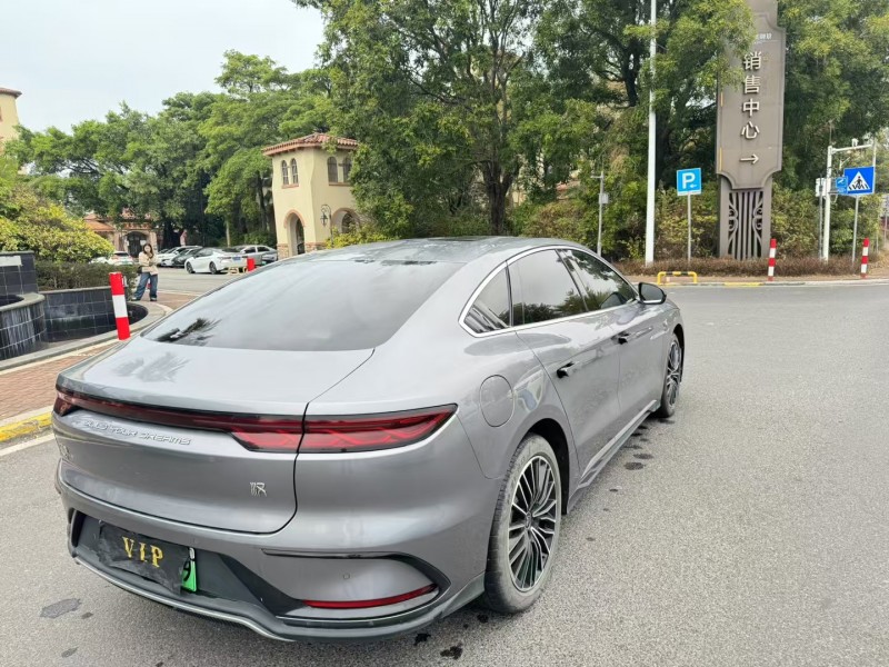 广州23年比亚迪汉7