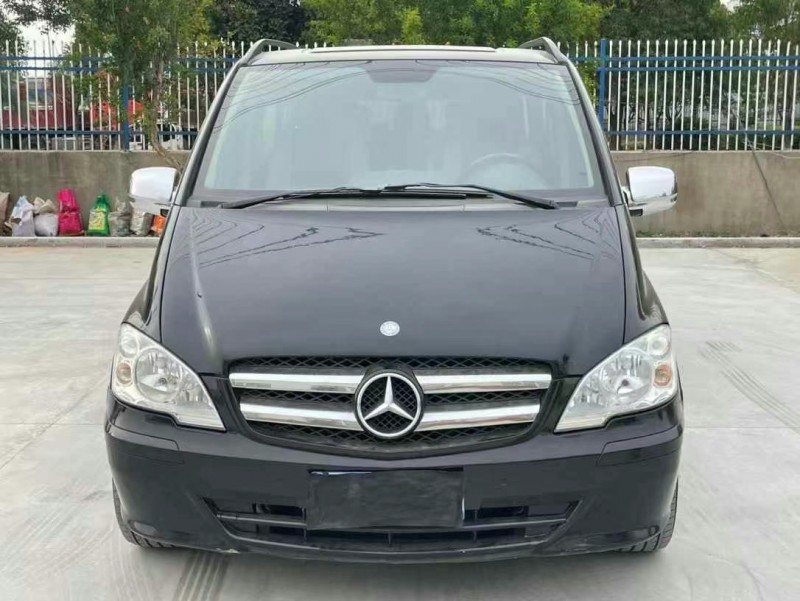 徐州16年奔驰威霆1