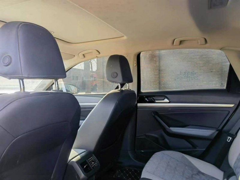 保定22年大众朗逸8