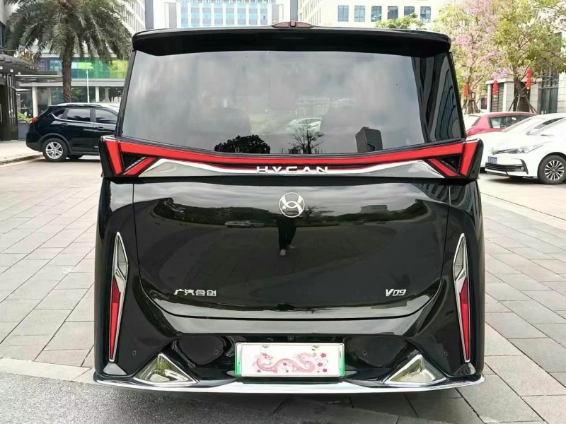 廣州25年合創汽車V099