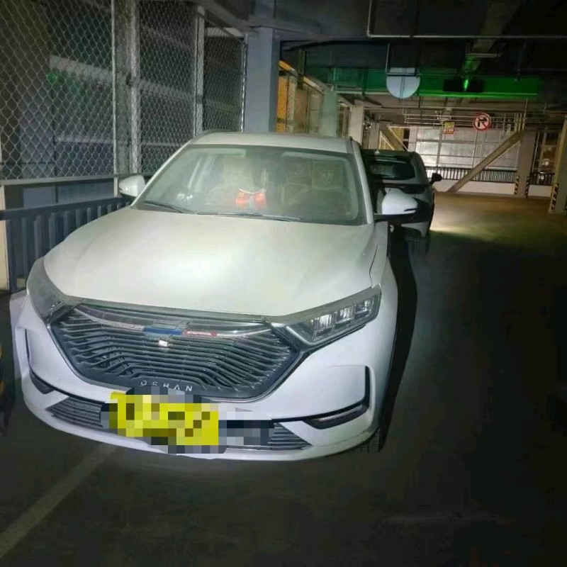 銀川20年長安汽車歐尚1