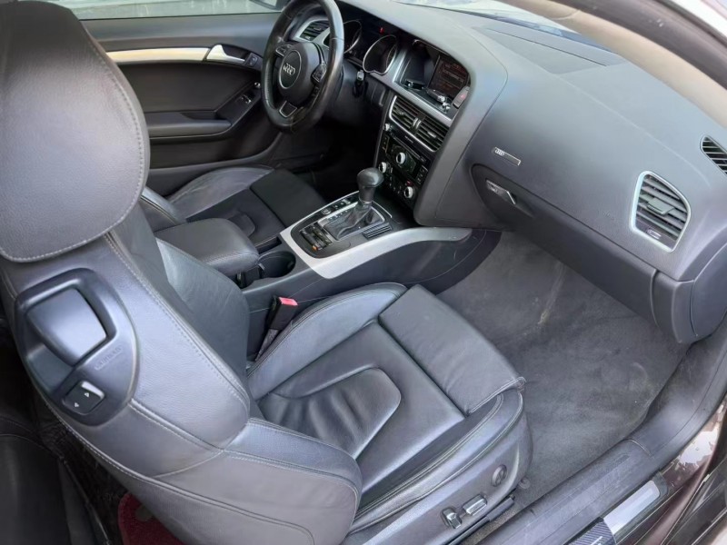 济宁15年奥迪A56