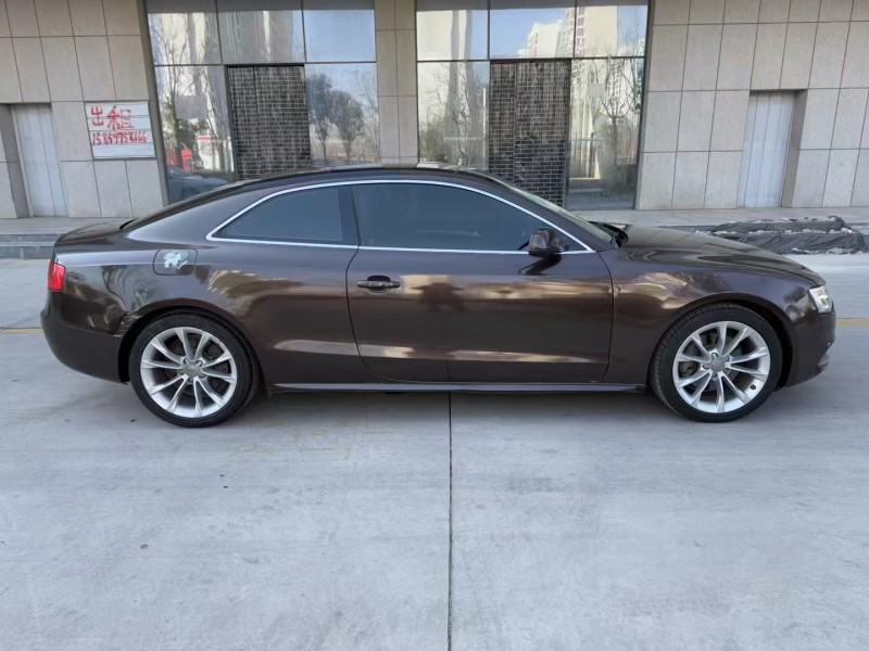 济宁15年奥迪A58