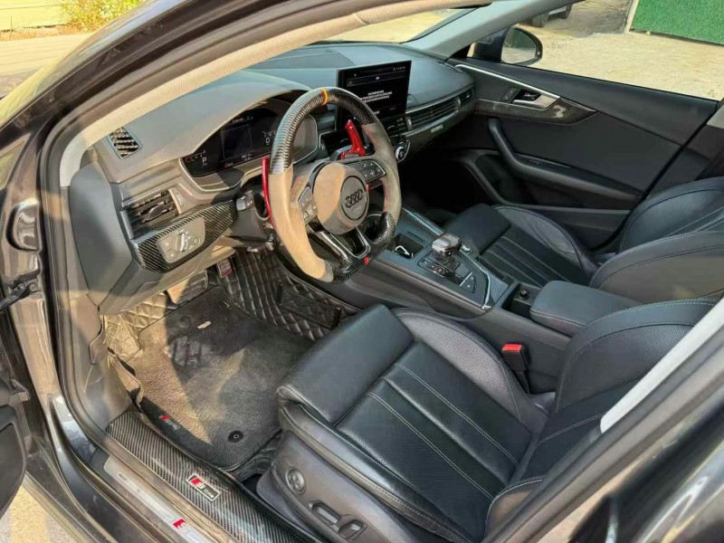 广州21年奥迪A4L5