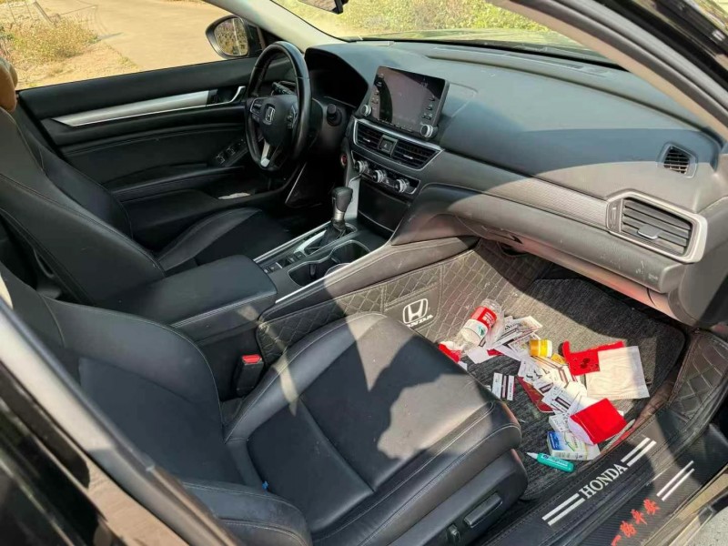 广州21年本田雅阁4