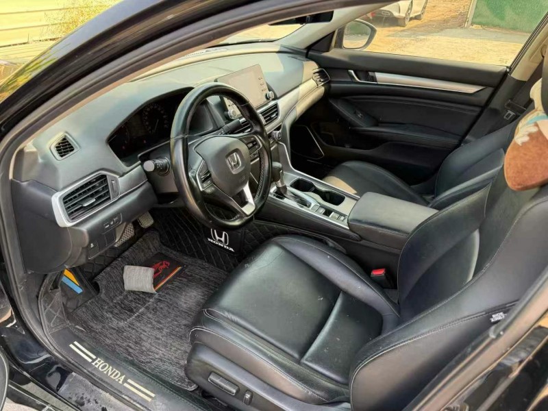 广州21年本田雅阁5