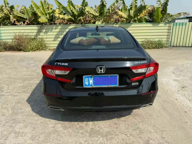 广州21年本田雅阁9