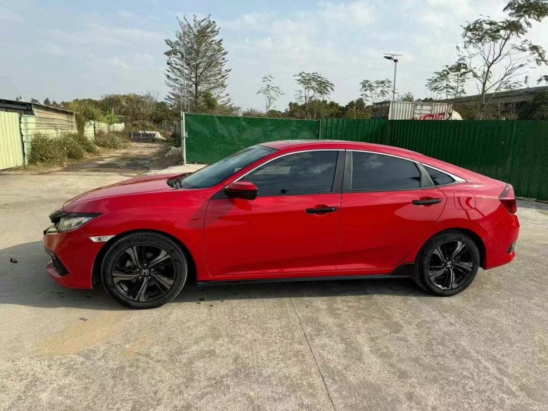 广州21年本田思域7