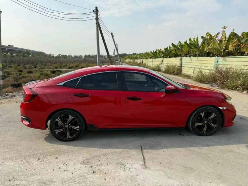 广州21年本田思域8