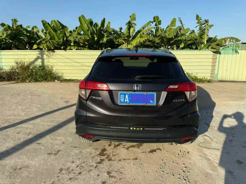 广州20年本田缤智9