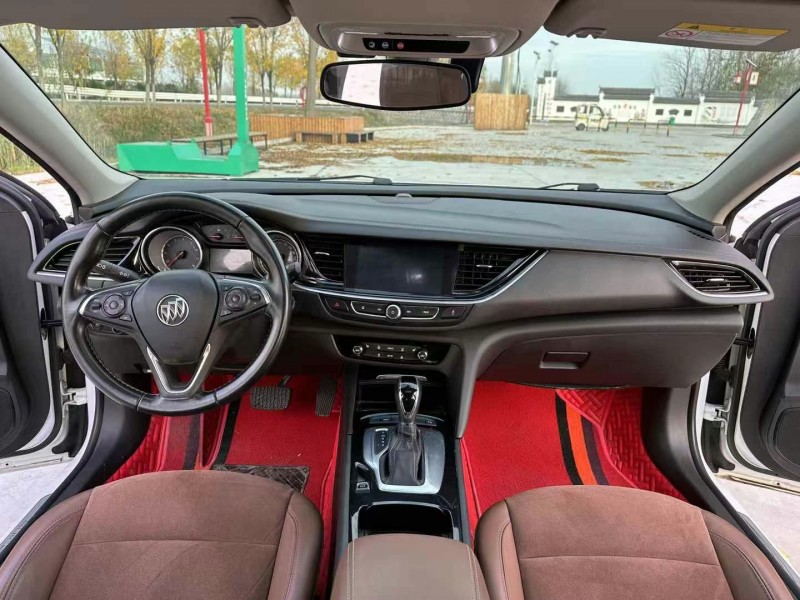 徐州19年别克君威4