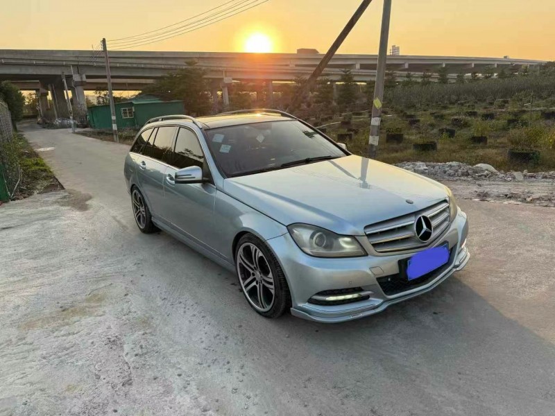 广州13年奔驰C2