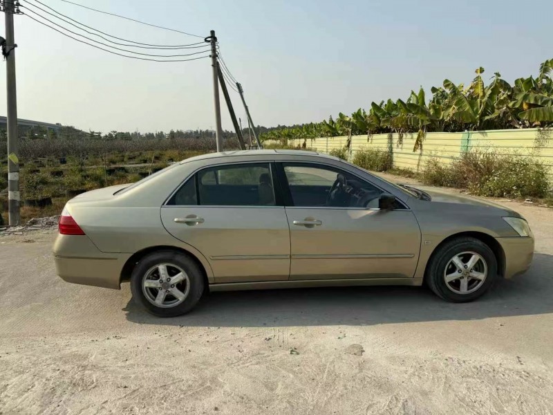 广州06年本田雅阁7