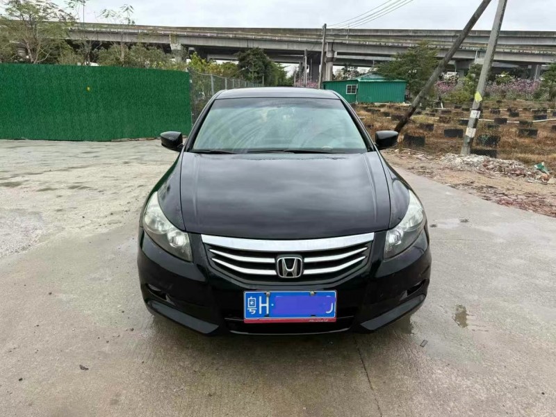 广州11年本田雅阁1