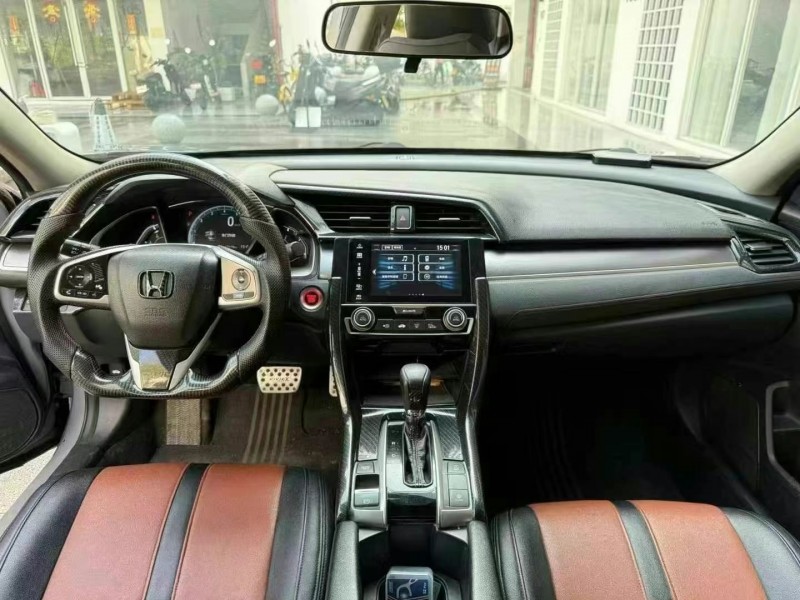 广州16年本田思域4