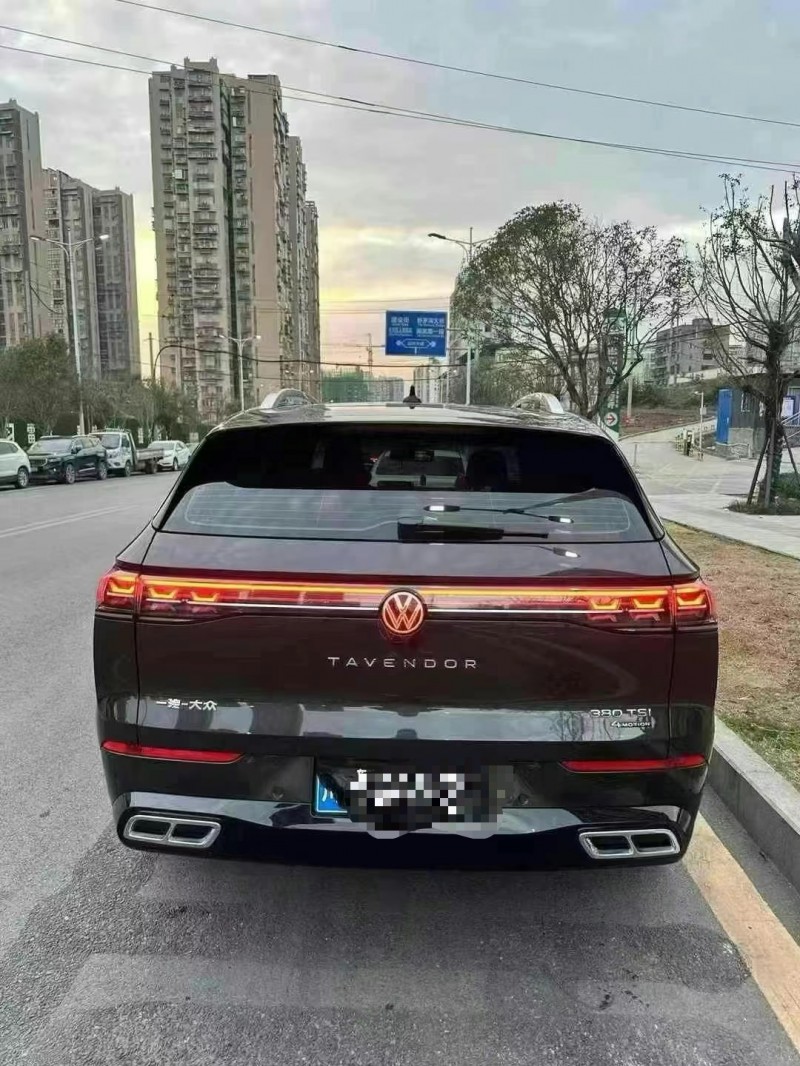 成都24年大眾攬巡9