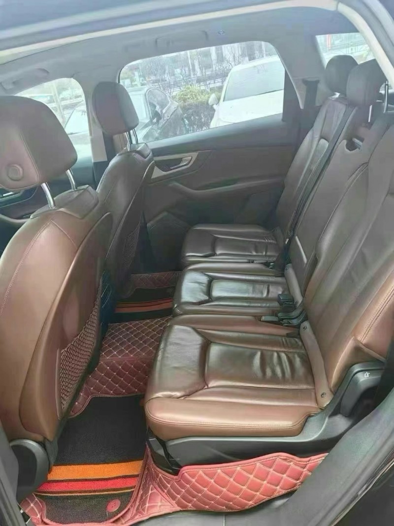 武汉17年奥迪Q76