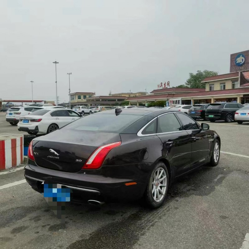 重慶17年捷豹XJL5