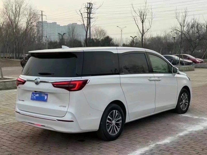 菏泽21年别克GL87