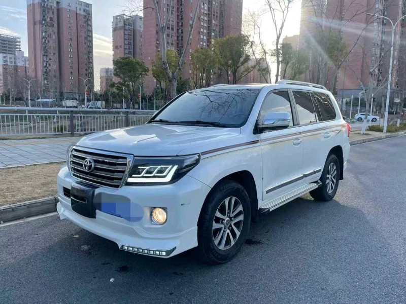 武汉16年丰田兰德酷路泽3