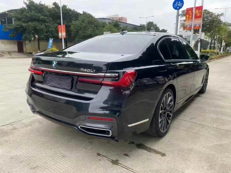 南寧21年寶馬7系8