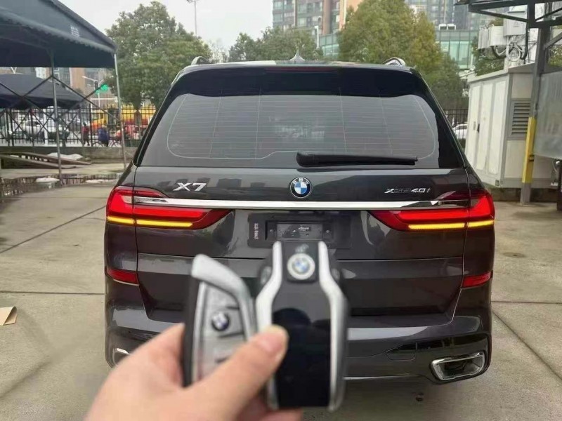 武汉20年宝马X79