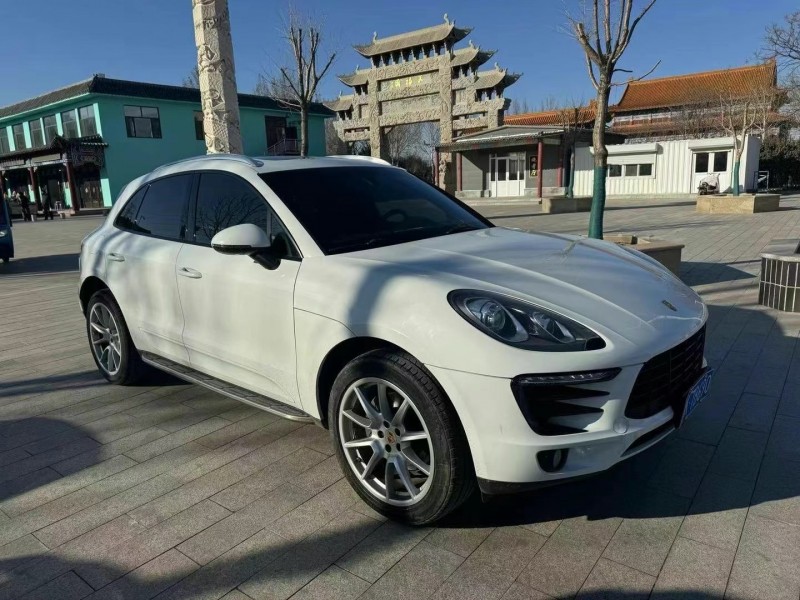 菏泽16年保时捷Macan2