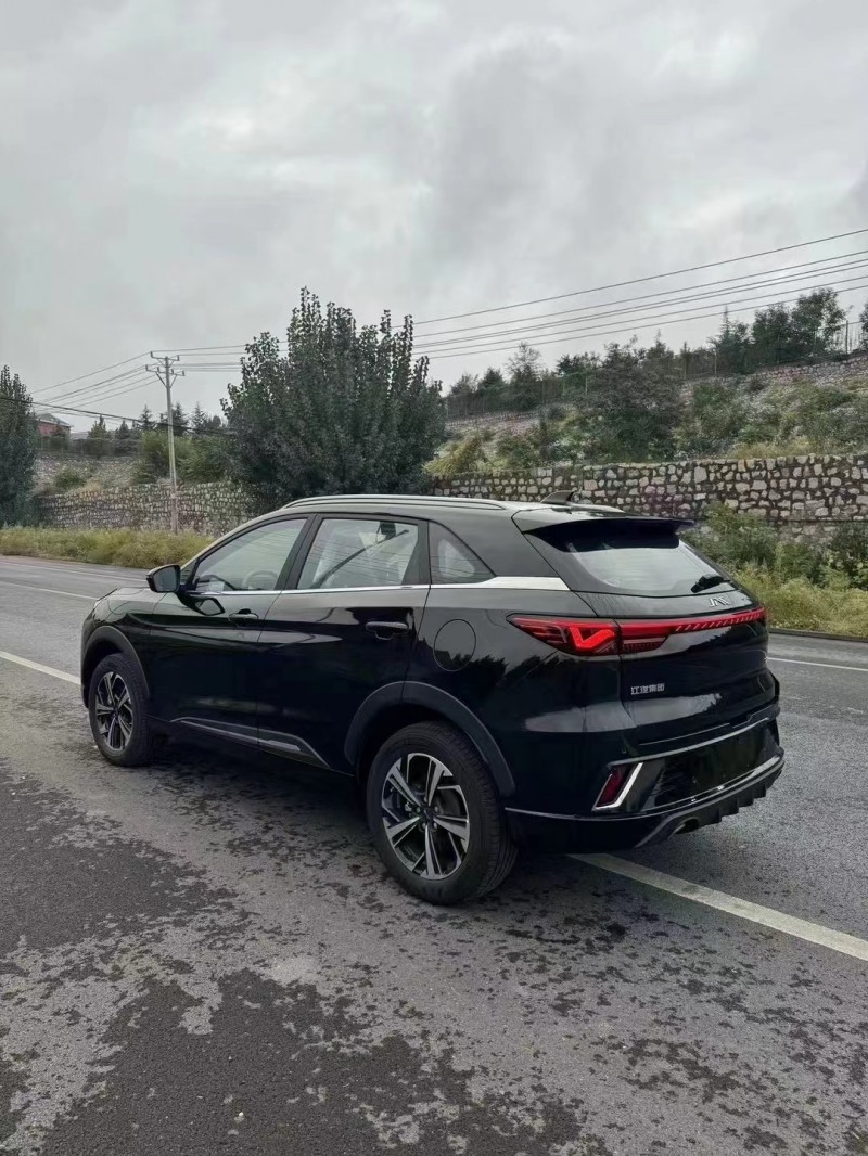 邯鄲24年江淮QX7