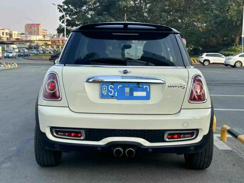 茂名13年MINICooper9