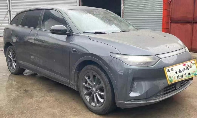 陽江23年零跑汽車C112