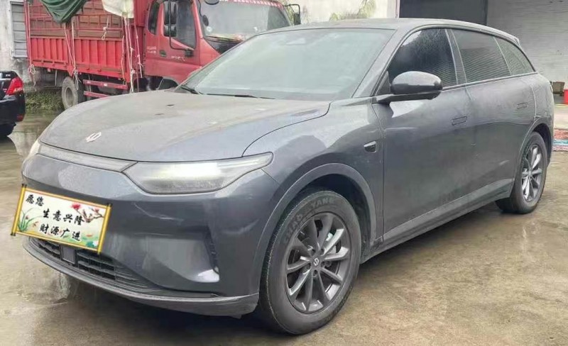 陽江23年零跑汽車C113