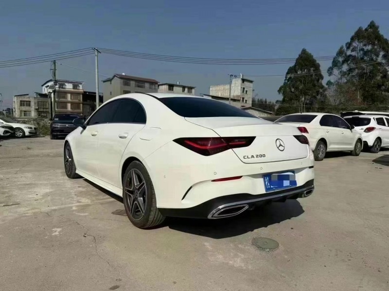 南寧24年奔馳CLA7