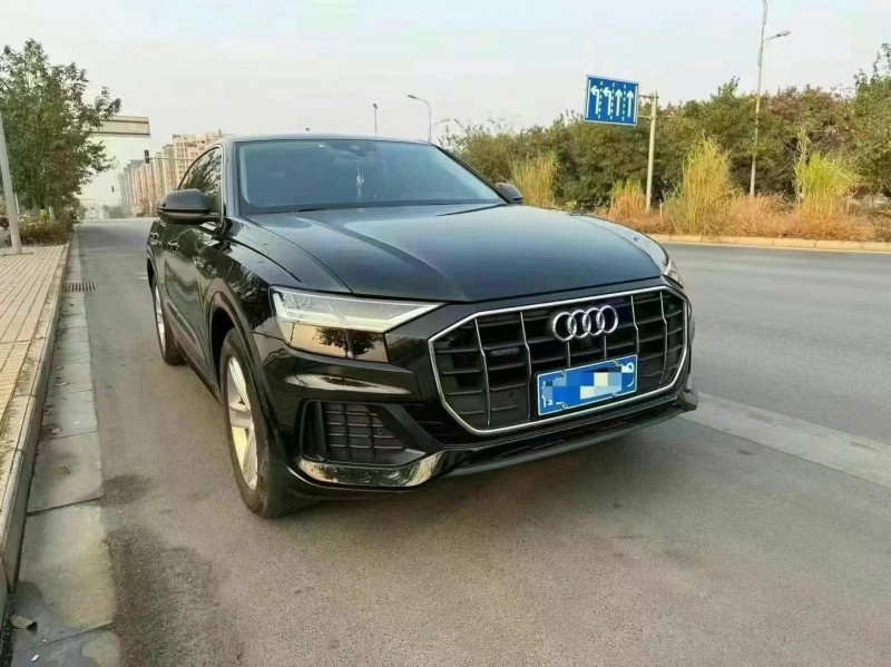 南寧21年奧迪Q83