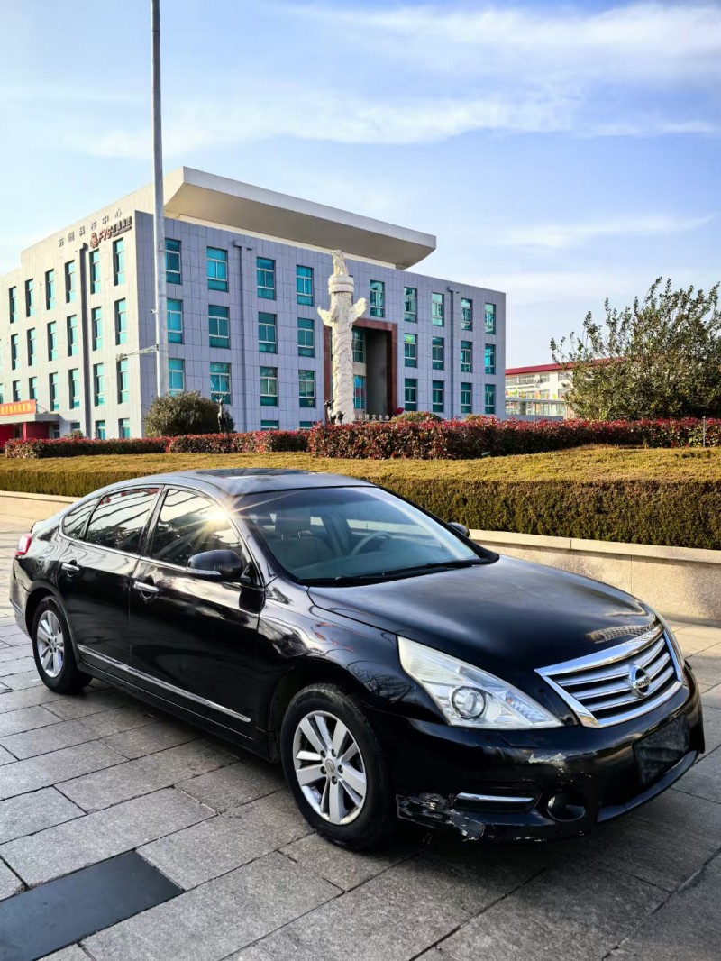 煙臺12年日產天籟2