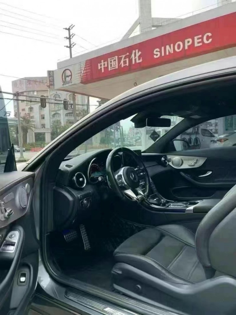 广州22年奔驰AMG4