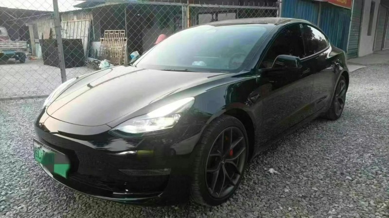 南寧23年特斯拉MODEL 33
