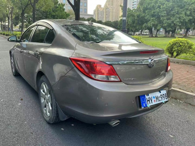 东莞11年别克君威4